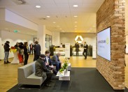 Flagship Mannheim (4) - Lounge mit Mediawall